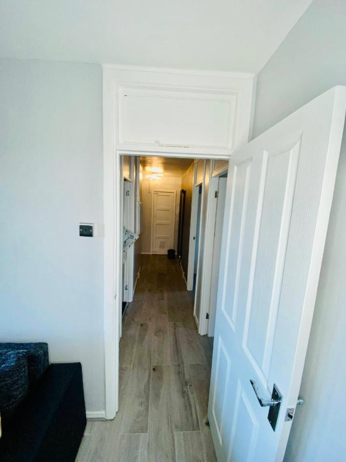 Bright, Spacious, Modern Interior Decor 2 Bedrooms Apartment With Amazing Views Londres Exterior foto