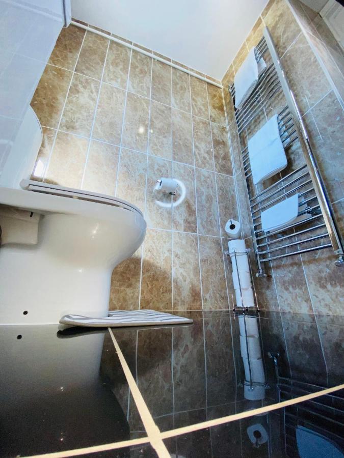 Bright, Spacious, Modern Interior Decor 2 Bedrooms Apartment With Amazing Views Londres Exterior foto