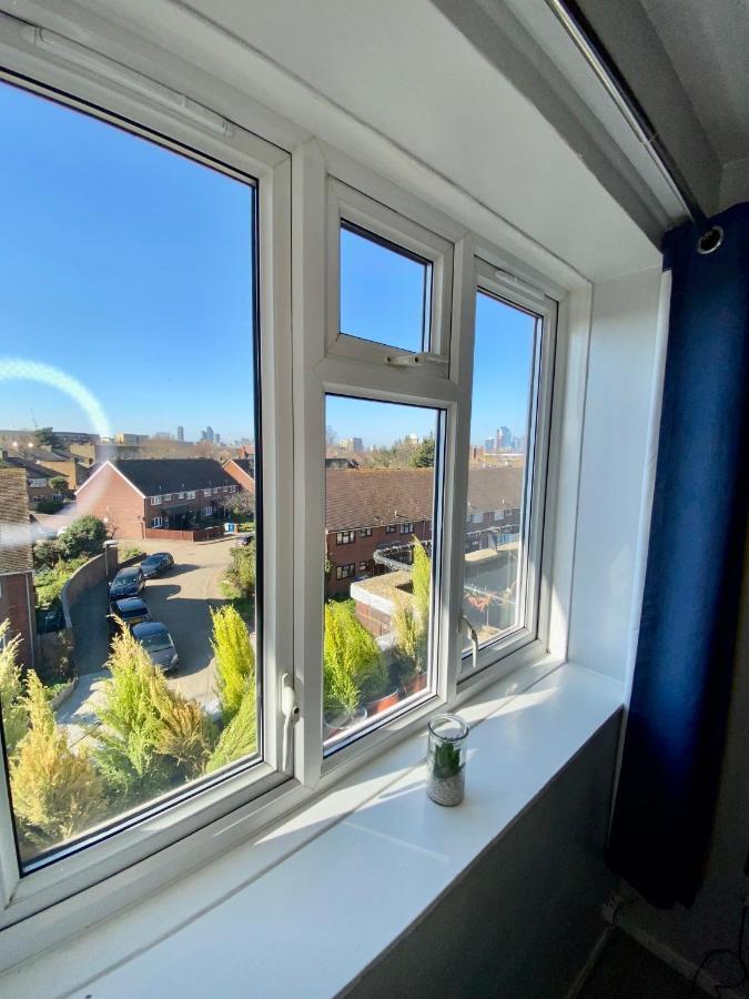 Bright, Spacious, Modern Interior Decor 2 Bedrooms Apartment With Amazing Views Londres Exterior foto